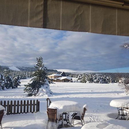Chalet Hotel Du Mont Lozere Cubieres Exteriér fotografie